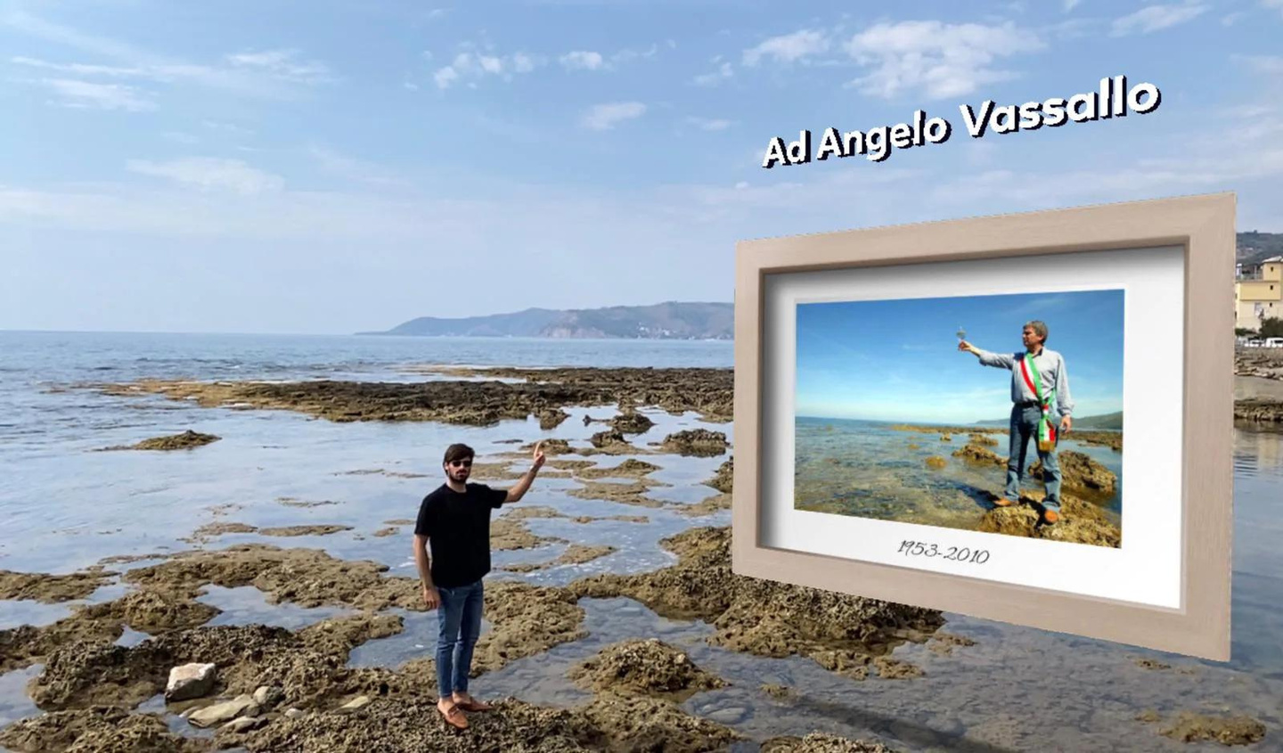 Il monumento digitale ad Angelo Vassallo in realtà aumentata sulla scogliera di Acciaroli